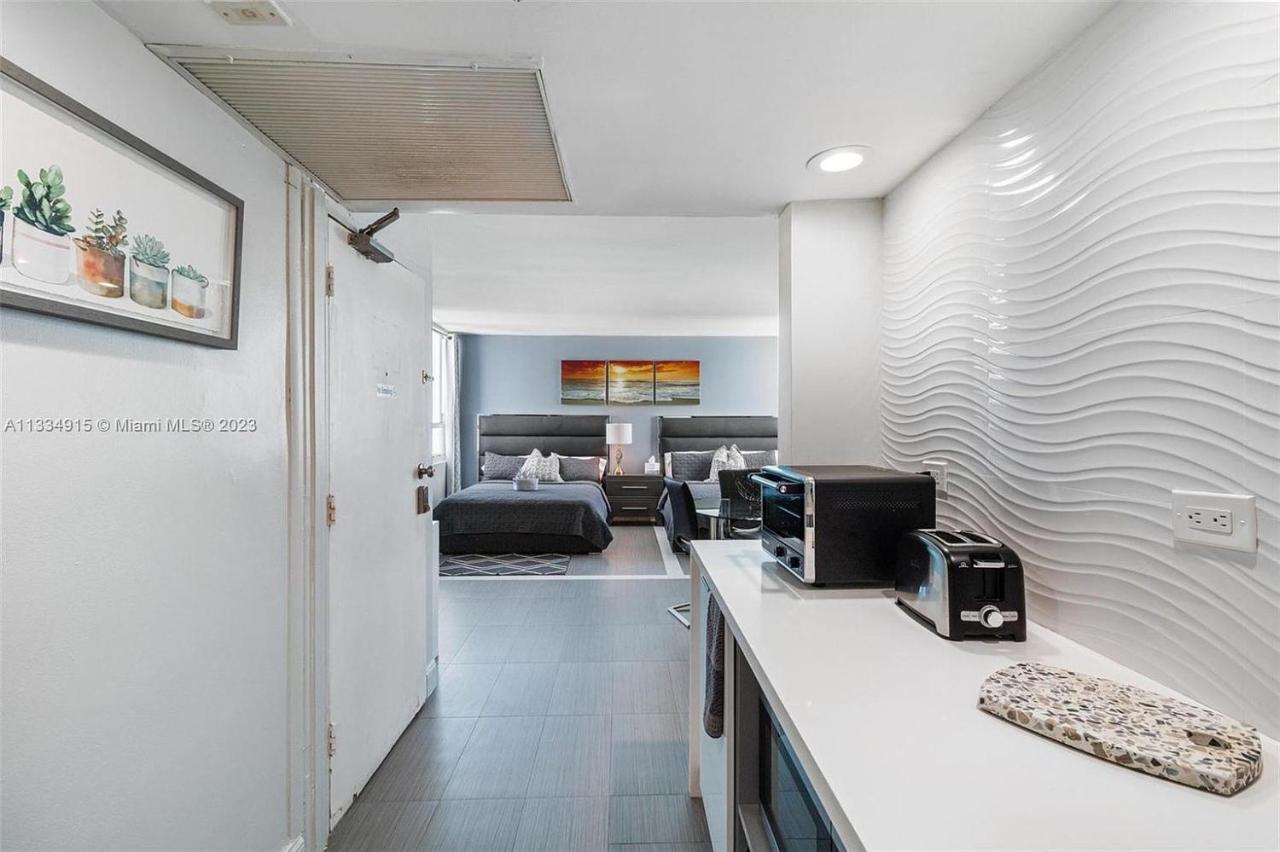 11Th - Seven Heaven Miami- Unforgettable Ocean Front- Free Parking Aparthotel Miami Beach Exterior photo